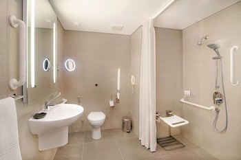 Le Meridien Abu Dhabi Resort fotoğrafı