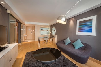 Radisson Blu Hotel, Kuwait