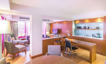 Radisson Blu Hotel, Kuwait