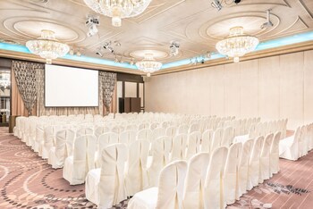 Crowne Plaza Ana Kumamoto New Sky, An Ihg Hotel