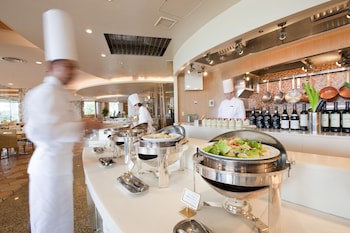 Ana Intercontinental Manza Beach Resort, An Ihg Hotel
