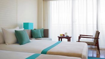 Ana Intercontinental Manza Beach Resort, An Ihg Hotel
