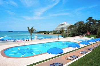 Ana Intercontinental Manza Beach Resort, An Ihg Hotel