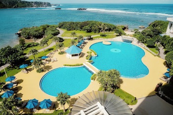 Ana Intercontinental Manza Beach Resort, An Ihg Hotel