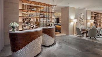 Ana Intercontinental Manza Beach Resort, An Ihg Hotel