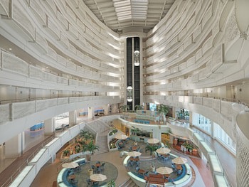 Ana Intercontinental Manza Beach Resort, An Ihg Hotel