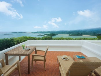 Ana Intercontinental Manza Beach Resort, An Ihg Hotel