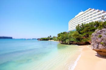 Ana Intercontinental Manza Beach Resort, An Ihg Hotel