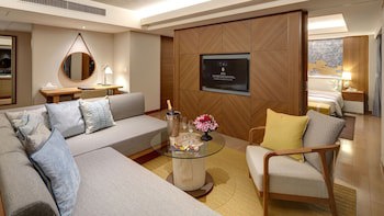 Ana Intercontinental Manza Beach Resort, An Ihg Hotel