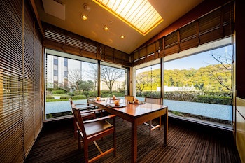 Ana Crowne Plaza Matsuyama, An Ihg Hotel