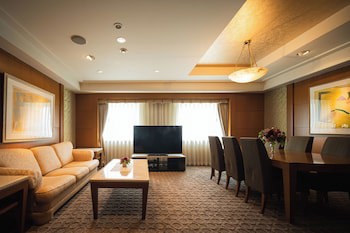 Ana Crowne Plaza Matsuyama, An Ihg Hotel