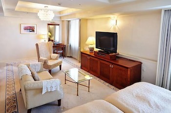 Bandai Silver Hotel