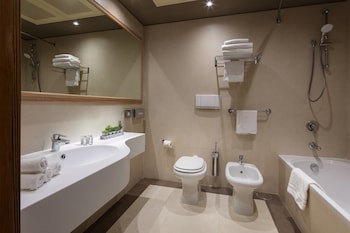 Holiday Inn Rome- Eur Parco Dei Medici by IHG galeri fotoğrafı