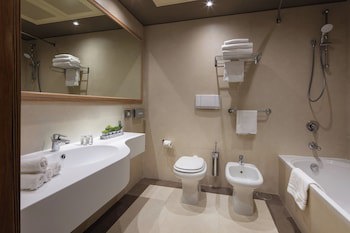 Holiday Inn Rome- Eur Parco Dei Medici by IHG fotoğrafı