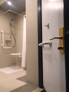 Holiday Inn Rome- Eur Parco Dei Medici by IHG galeri fotoğrafı