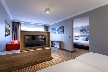 Ramada By Wyndham Amsterdam Airport Schiphol