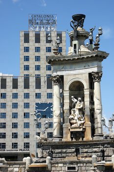 Catalonia Barcelona Plaza