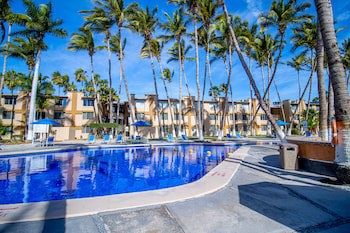 Araiza Palmira Hotel