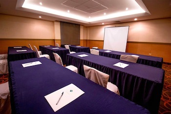 Araiza Palmira Hotel