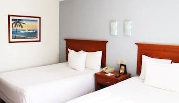 Araiza Palmira Hotel