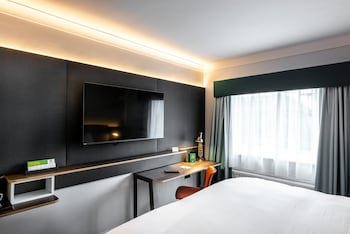 Holiday Inn Manchester - Oldham, An Ihg Hotel