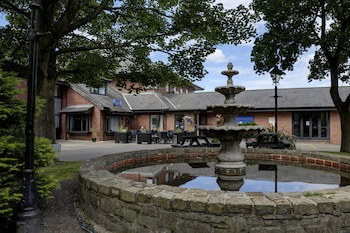 Holiday Inn Manchester - Oldham, An Ihg Hotel