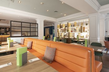 Holiday Inn Guildford, An Ihg Hotel