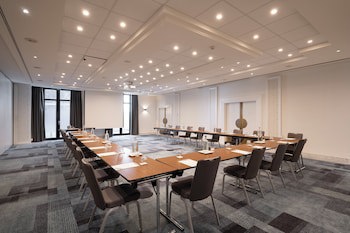 Holiday Inn Hasselt, An Ihg Hotel