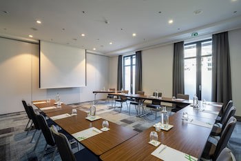 Holiday Inn Hasselt, An Ihg Hotel