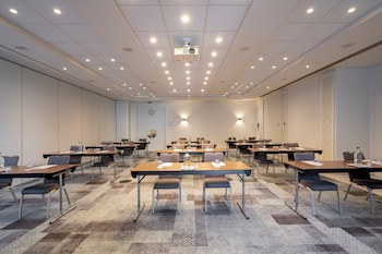 Holiday Inn Hasselt, An Ihg Hotel
