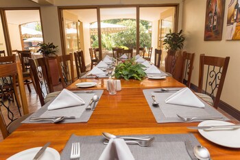 Sunbird Capital Hotel