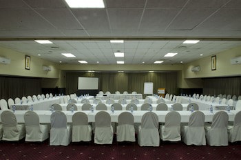 Sunbird Capital Hotel