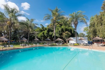 Sunbird Capital Hotel