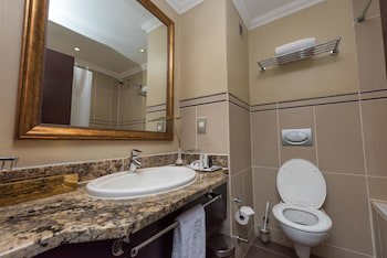 Sunbird Capital Hotel
