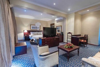 Sunbird Capital Hotel
