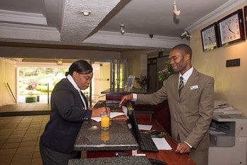 Sunbird Capital Hotel