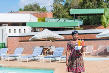 Sunbird Capital Hotel