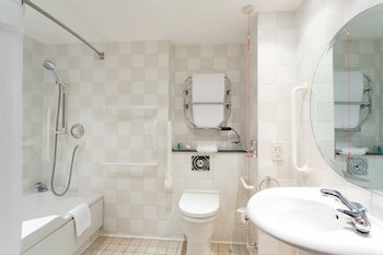 Holiday Inn Cambridge, An Ihg Hotel
