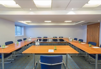 Holiday Inn Cambridge, An Ihg Hotel