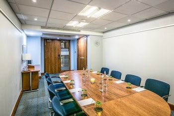 Holiday Inn Cambridge, An Ihg Hotel