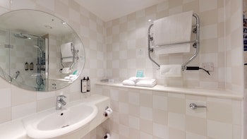 Holiday Inn Cambridge, An Ihg Hotel
