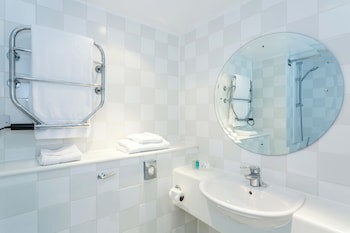 Holiday Inn Cambridge, An Ihg Hotel