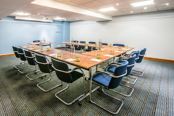 Holiday Inn Cambridge, An Ihg Hotel