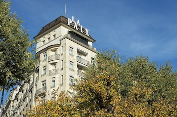 De La Paix