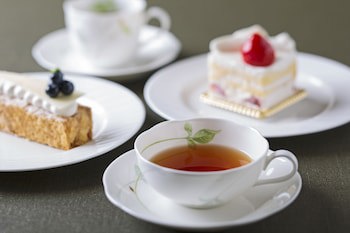 Doubletree By Hilton Hotel Naha Shuri Castle