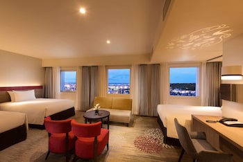 Doubletree By Hilton Hotel Naha Shuri Castle