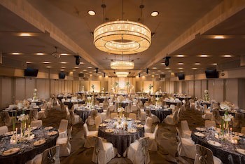 Doubletree By Hilton Hotel Naha Shuri Castle