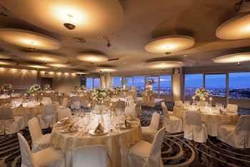Doubletree By Hilton Hotel Naha Shuri Castle