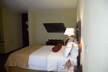 Conquistador Hotel And Conference Center