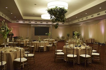 Conquistador Hotel And Conference Center